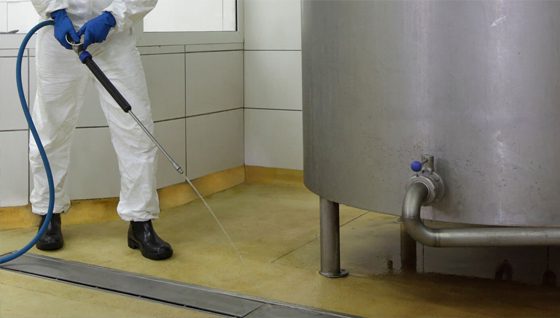 Limpieza y Desinfección de maquinaria en la industria alimentaria